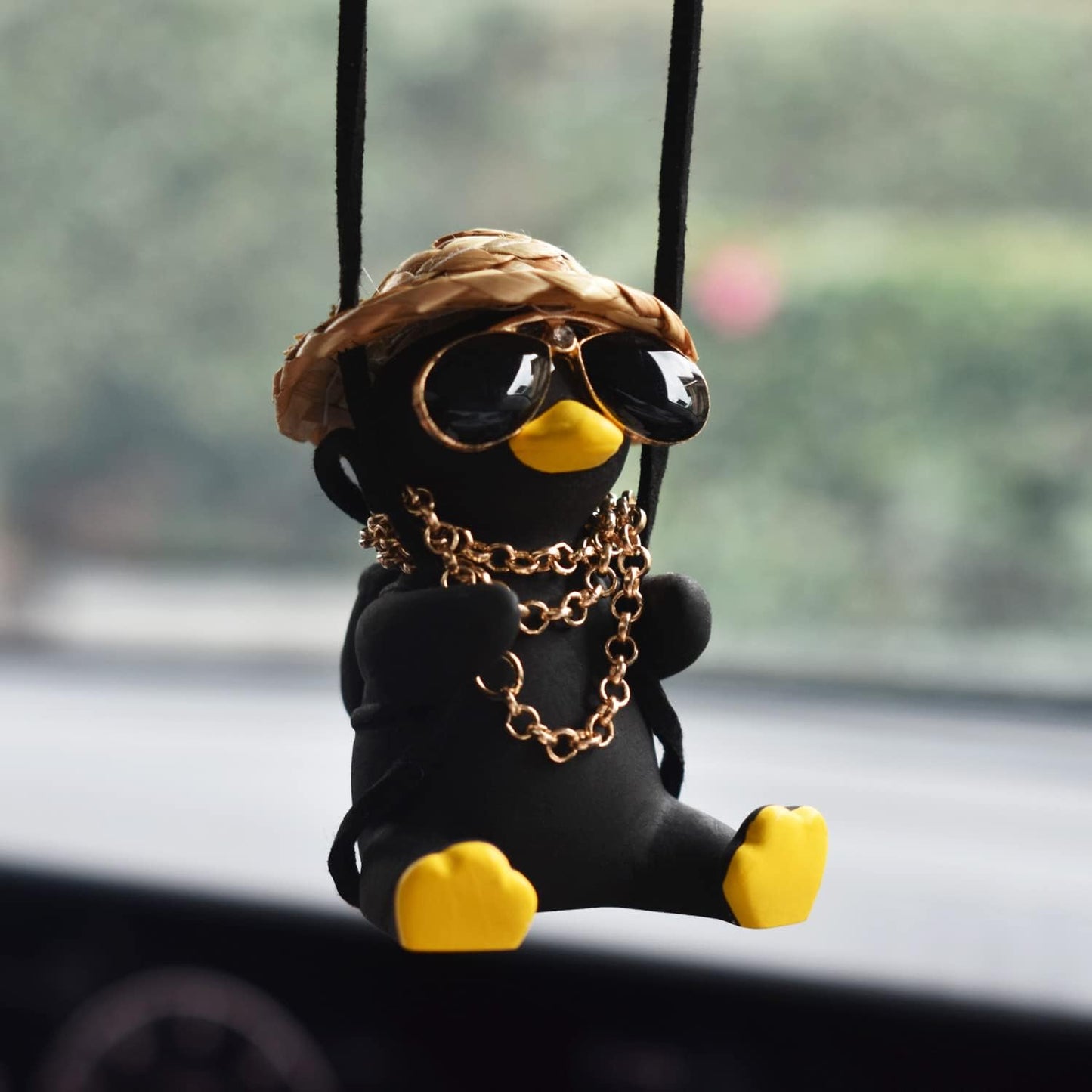 Swinging Duck Car Hanging Ornament, Cool Car Hanging Accessories for Rear View Mirror, Cute Car Pendant Swinging Sunglasses Duck Hanging Swing