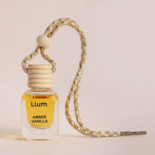 معطر هواء معلق للسيارة برائحة العنبر والفانيليا من لوم |10 مل، عبوة من قطعة واحدة |فاخر، عضوي خالٍ من السموم، خالٍ من الكحول، عطر |ملحق داخلي لرائحة عطرة |عطر يدوم طويلاً