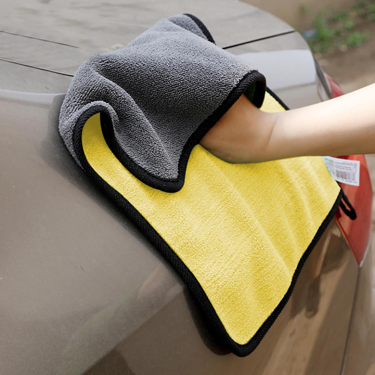 ECVV Microfiber Car Drying Towel for Car Cleaning and Detailing, Double Sided, Extra Thick Plush Lint Super Absorbent Detailing Towel for Car | Windows | Screen and Kitchen | 50 * 70cm | 1PIECE