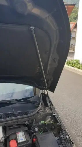 مساعدات غطاء المحرك لبيجو 308