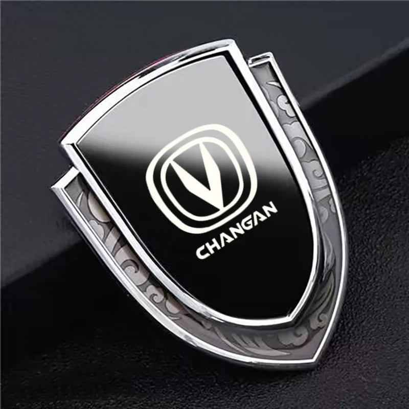 شعارات معدنية لـ Changan CS95