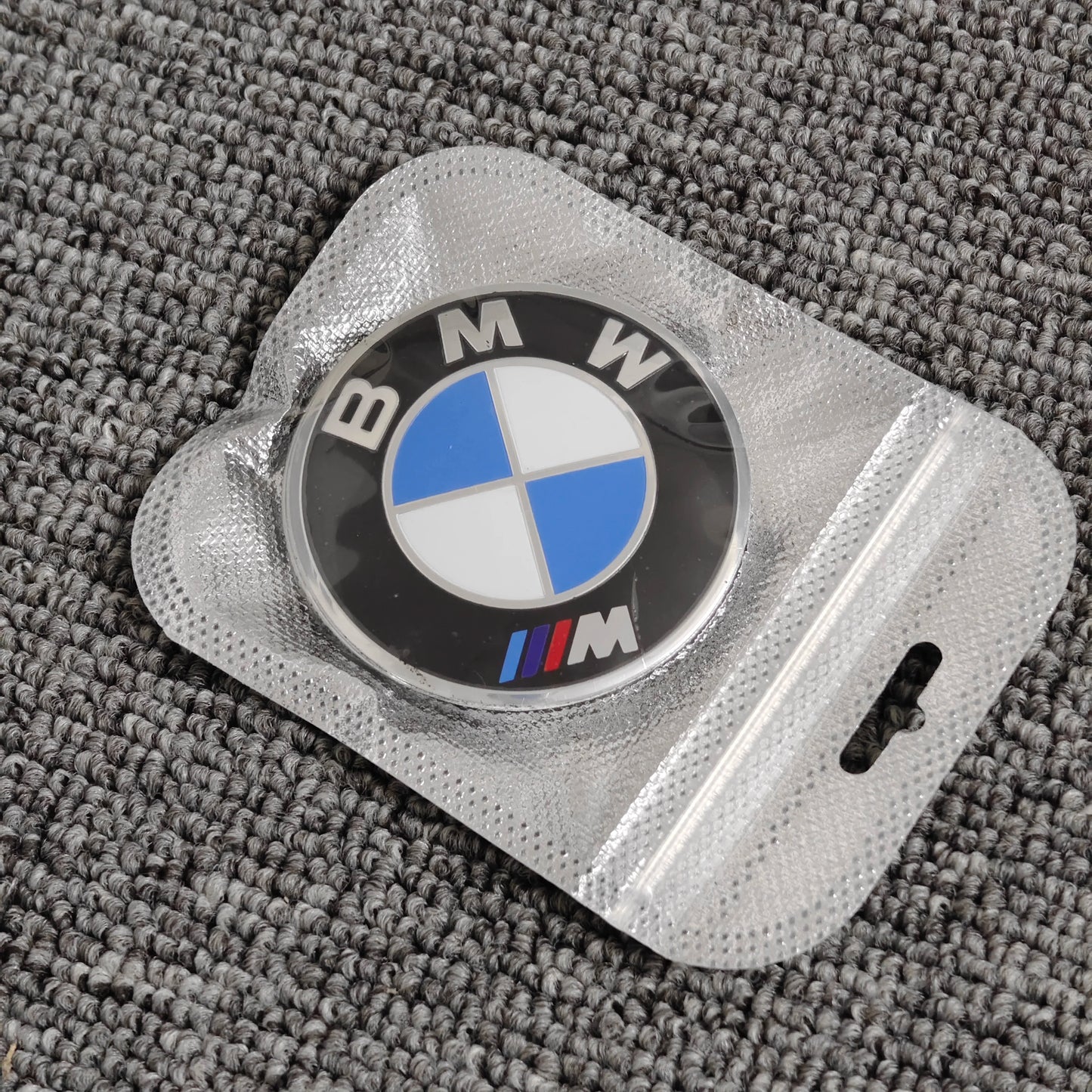 شعارات جنوط BMW