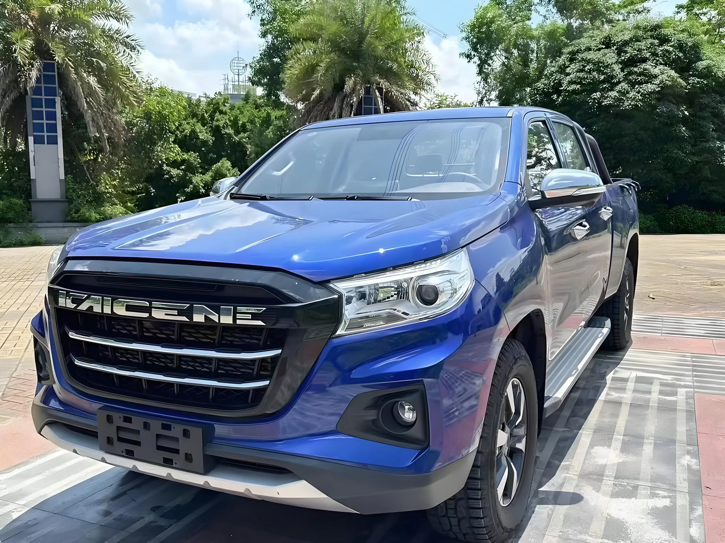 مساعدات غطاء المحرك لـ Changan Kaicene F70 / Hunter
