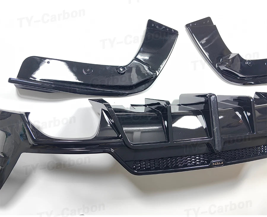 ديفيوزر خلفي مع إضاءة LED لبي إم دبليو الفئة الثالثة G20/G28 LCI M Sport (2023+) – سايد سبلتر أسود