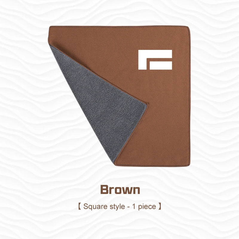 فرشاة تنظيف فتحات المكيف للسيارة