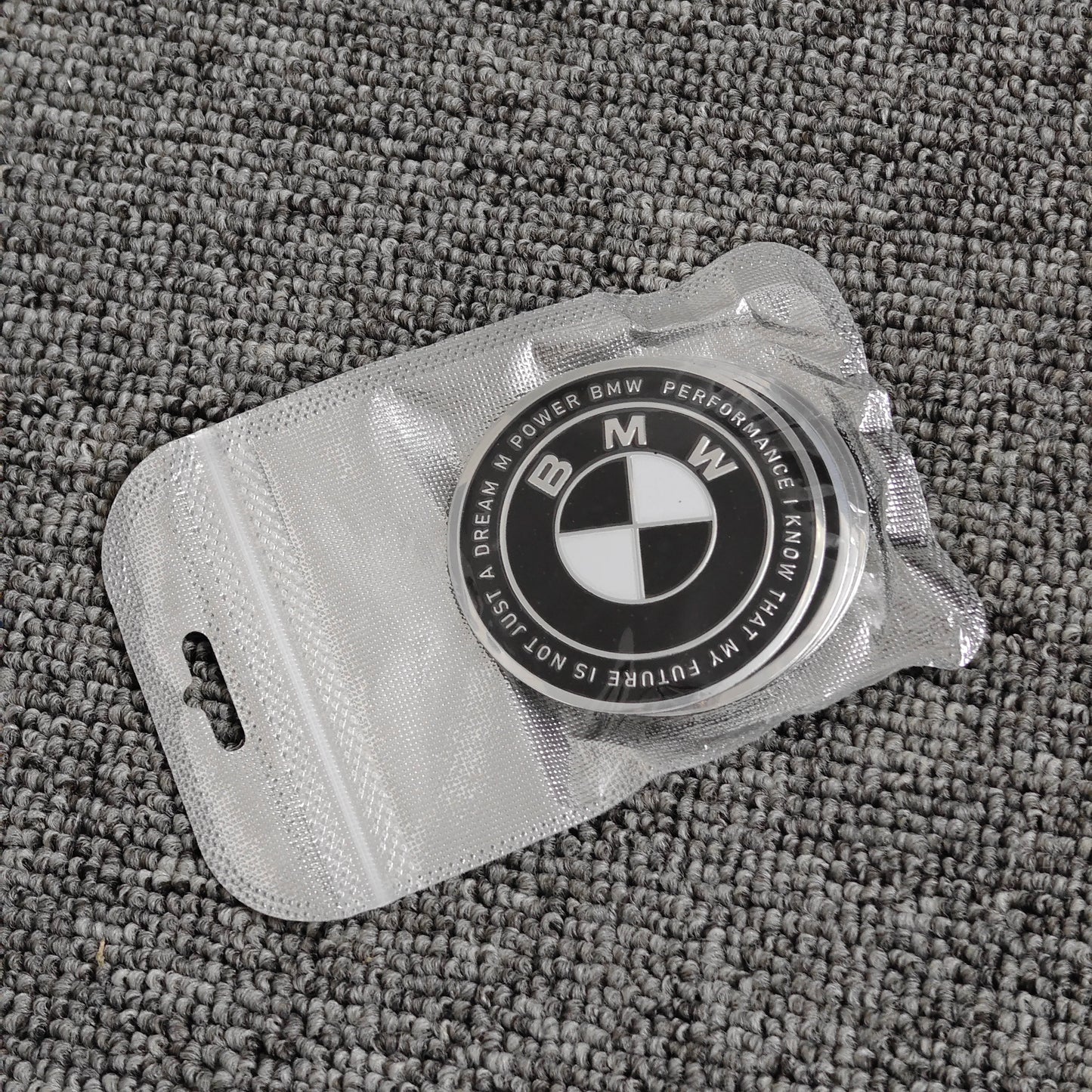 شعارات جنوط BMW