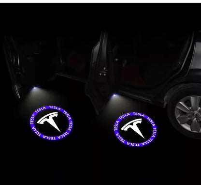 إضاءة ترحيب LED للأبواب لتسلا