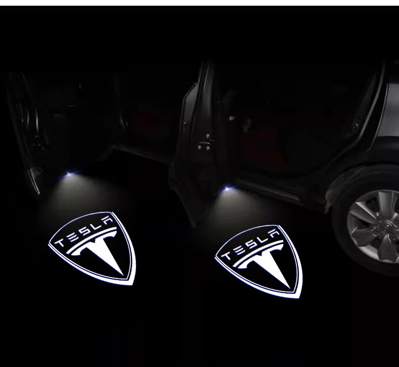 إضاءة ترحيب LED للأبواب لتسلا
