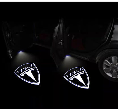 إضاءة ترحيب LED للأبواب لتسلا