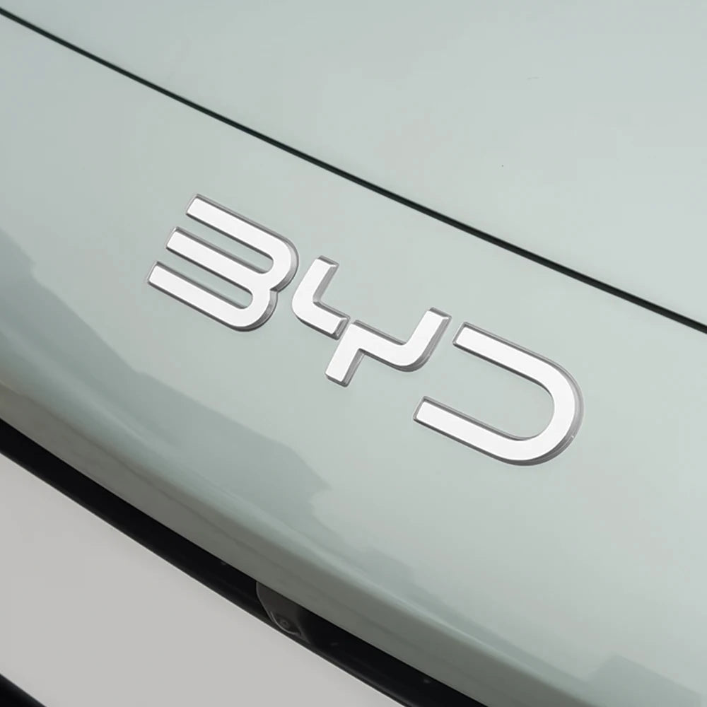 شعارات أمامية وخلفية لـ BYD