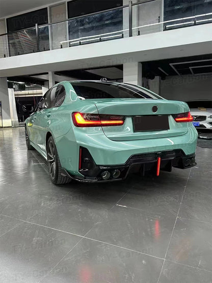 ديفيوزر خلفي مع إضاءة LED لبي إم دبليو الفئة الثالثة G20/G28 LCI M Sport (2023+) – سايد سبلتر أسود