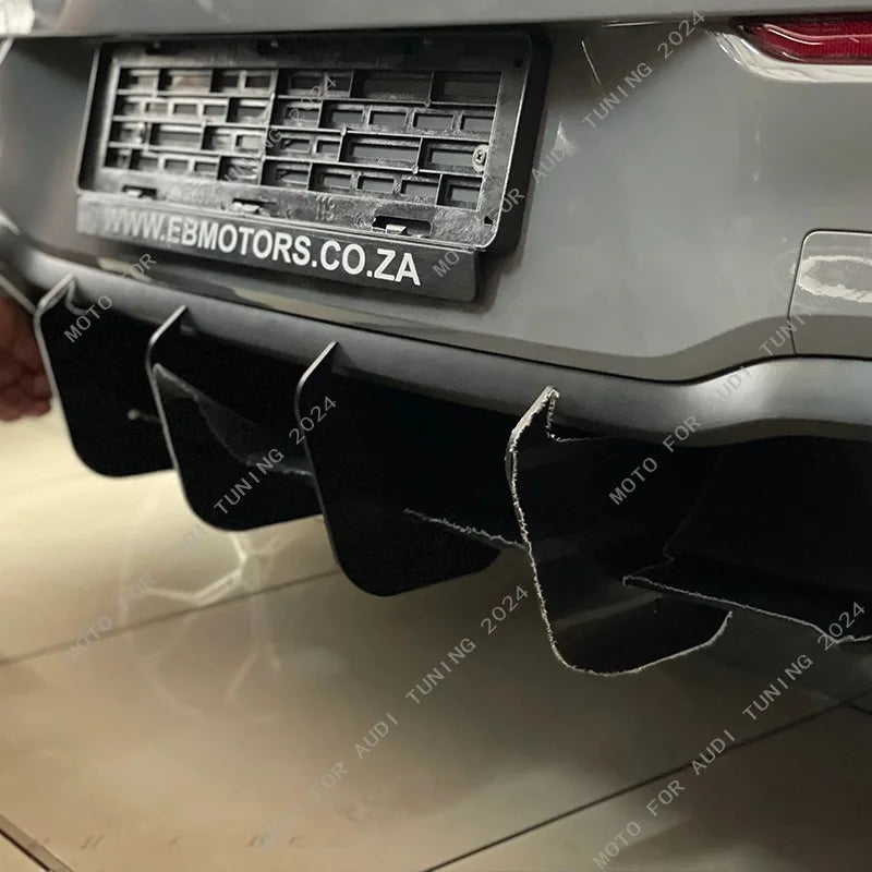 ديفيوزر خلفي Maxton Style لفولكس واجن جولف 8 GTI MK8 (2020-2024) – سبلتر خلفي وحماية جانبية