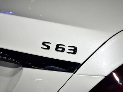 شعار S63 كروم ثلاثي الأبعاد