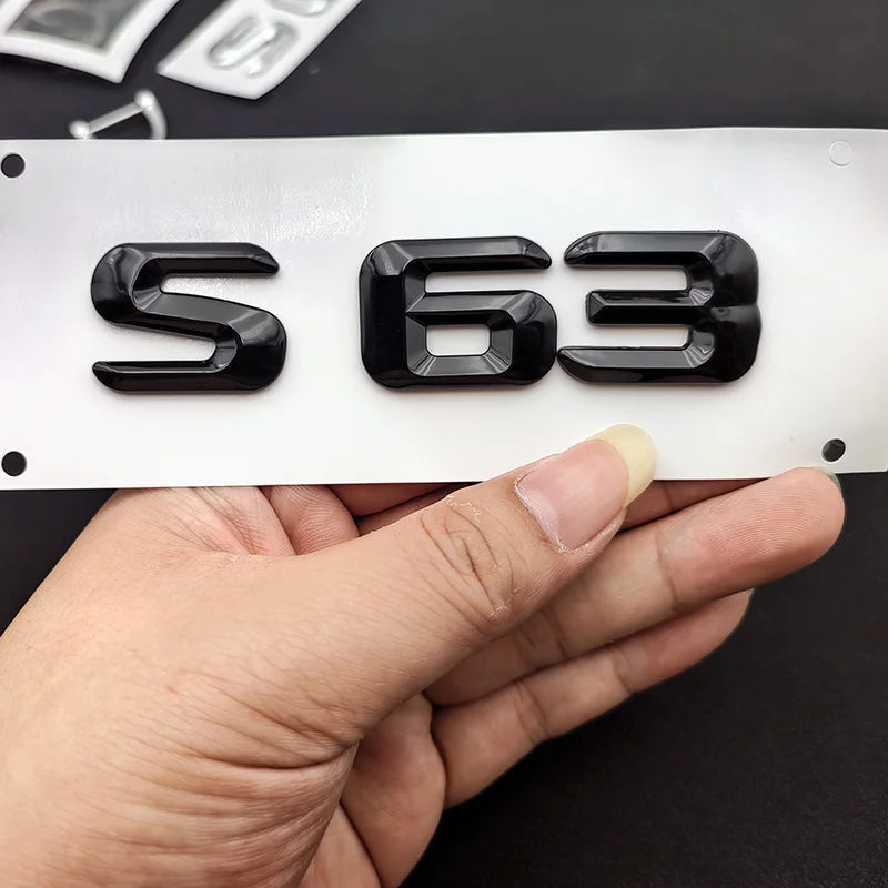 شعار S63 كروم ثلاثي الأبعاد