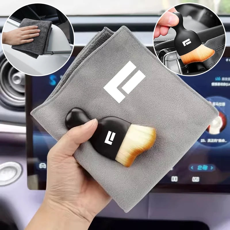 فرشاة تنظيف فتحات المكيف للسيارة