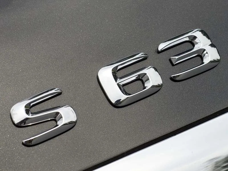 شعار S63 كروم ثلاثي الأبعاد