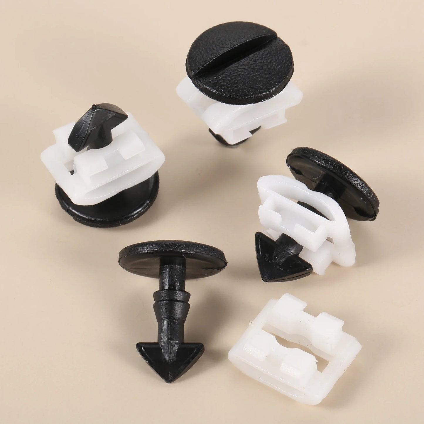 4Pcs For Land Range Rover Sport Discovery 3 4 LR2 LR3 LR4 Freelander 2 Rear Bumper Turn Lock Twist Clips Tow Eye Cover Retainers